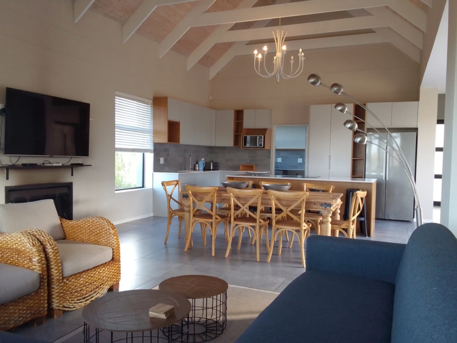 To Let 3 Bedroom Property for Rent in Shark Bay Estate Western Cape